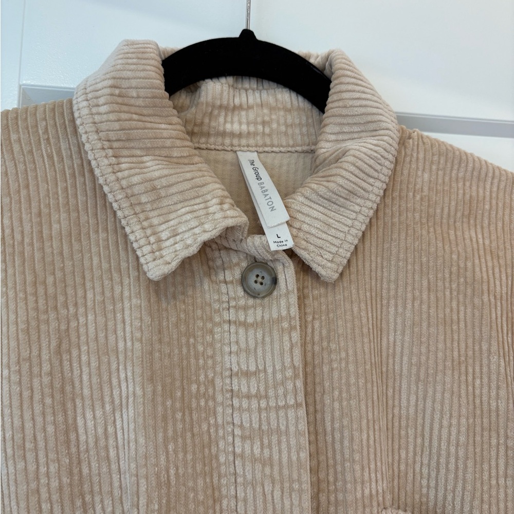 Artizia Oversized Button-Up - Picture 2 of 3
